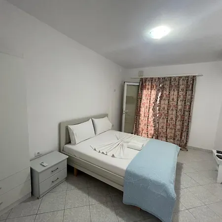 Haxhi * ساراندا